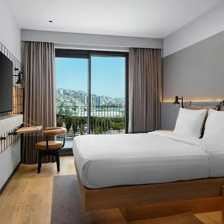 Hotel Moxy Smirne