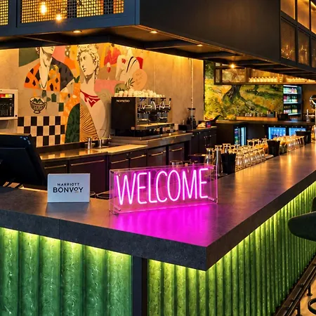 Hotel Moxy