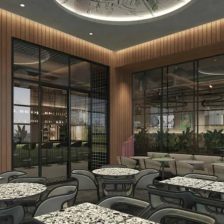 Moxy Hotel *